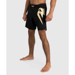 Pantaloncini da wrestling Venum light 5.0 nero oro 1