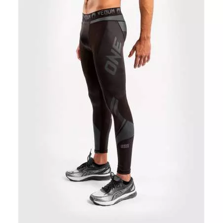 Pantaloncino a compressione Venum impact nero / nero