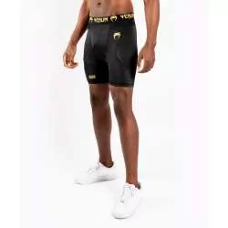 Calções de lycra Venum G-fit (preto/ouro)1