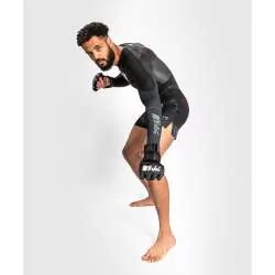 MMA Venum rashguard okinawa 3.0 (nero/rosso)3