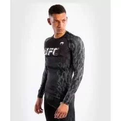 Venum MMA rashguard UFC (nero)2