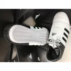 Sapatos Adidas Adi-Kick 2